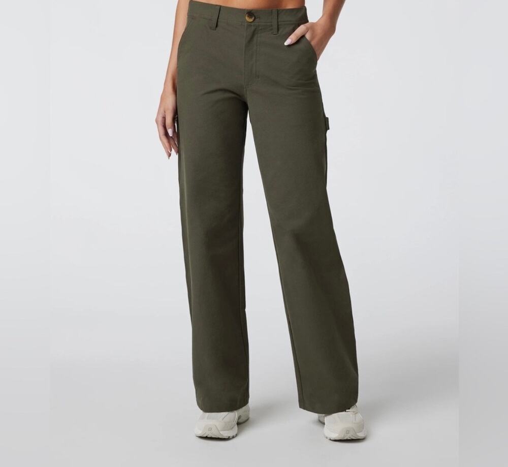 Vuori Women’s Getaway Cargo Wide Leg Pant Stretch Medium Olive Green Army Active